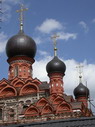 Церковь иконы Казанской Божьей Матери - восстановленные купола